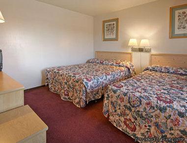 Super 8 By Wyndham Buffalo Habitación foto
